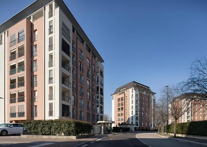 New San Raffaele Apartment With Free Parking And Air Conditioning