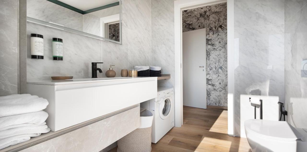 New San Raffaele With Free Parking And Air Conditioning Apartment
